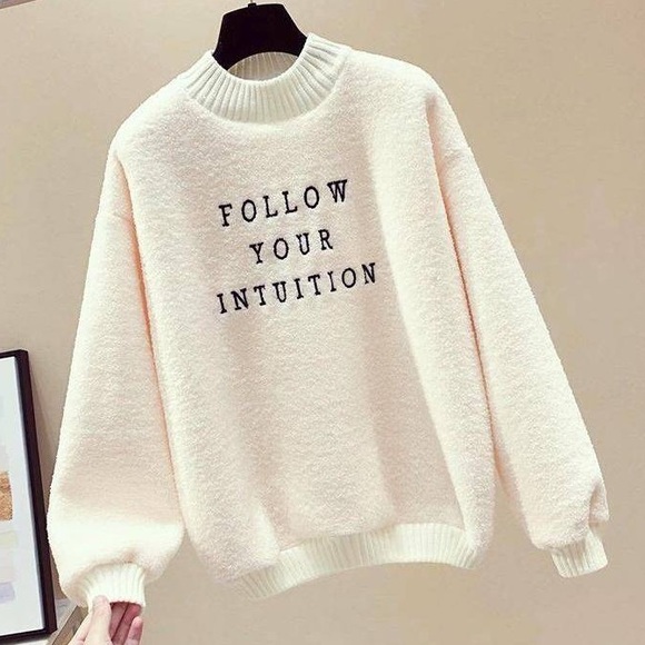 Tops - Last 1- Women’s soft fleece sweatshirt in cream.